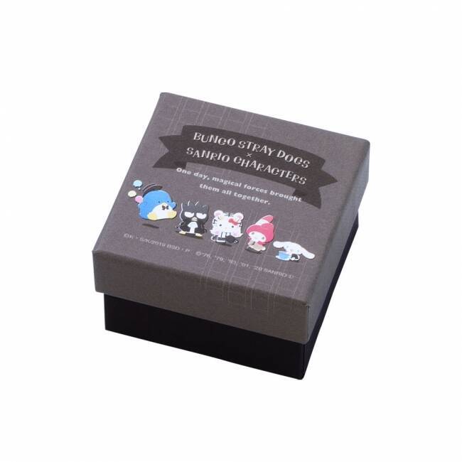 『文スト』ｘ「サンリオ」コラボジュエリー受注開始！太宰治・中原中也たちのシルバーネックレス＆バッグチャーム