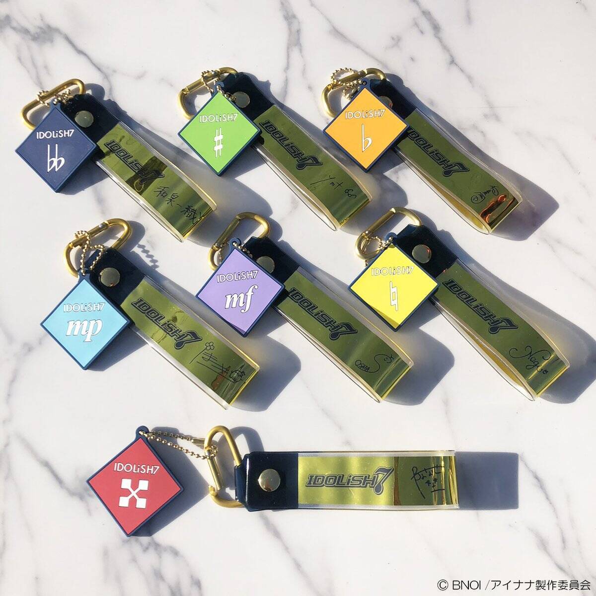 『ナナライ2nd』展覧会グッズが通販に登場！衣装をモチーフとしたアパレルグッズなどがラインナップ