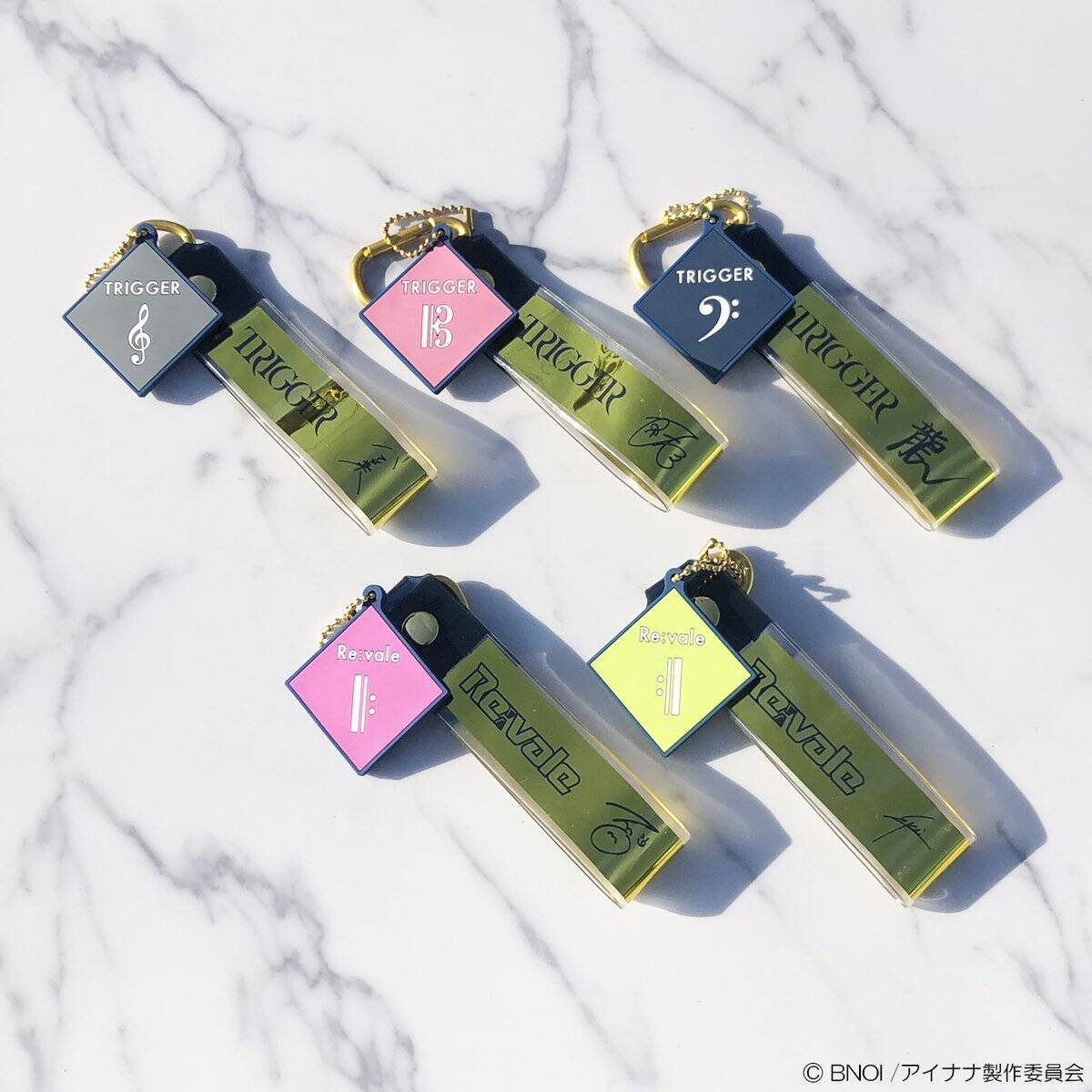 『ナナライ2nd』展覧会グッズが通販に登場！衣装をモチーフとしたアパレルグッズなどがラインナップ