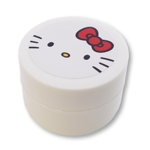 『サンリオ』ハンドクリーム・馬油クリーム登場！手洗いやアルコール消毒後の保湿ケアに