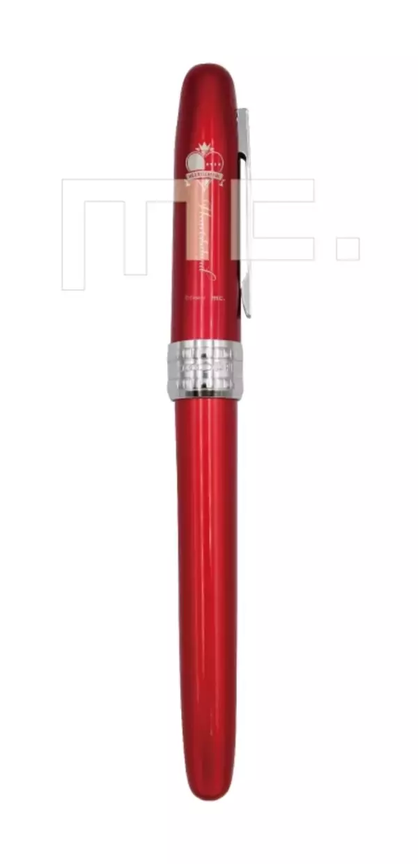 「『ツイステ』各寮モチーフの万年筆登場！イメージカラーに寮章が映えるシンプル＆洗練されたデザイン」の画像