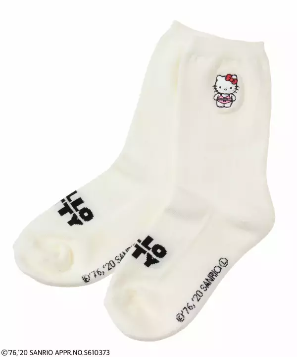 「『サンリオ』×「CANDY STRIPPER」コラボアイテム登場！可愛いノベルティも」の画像