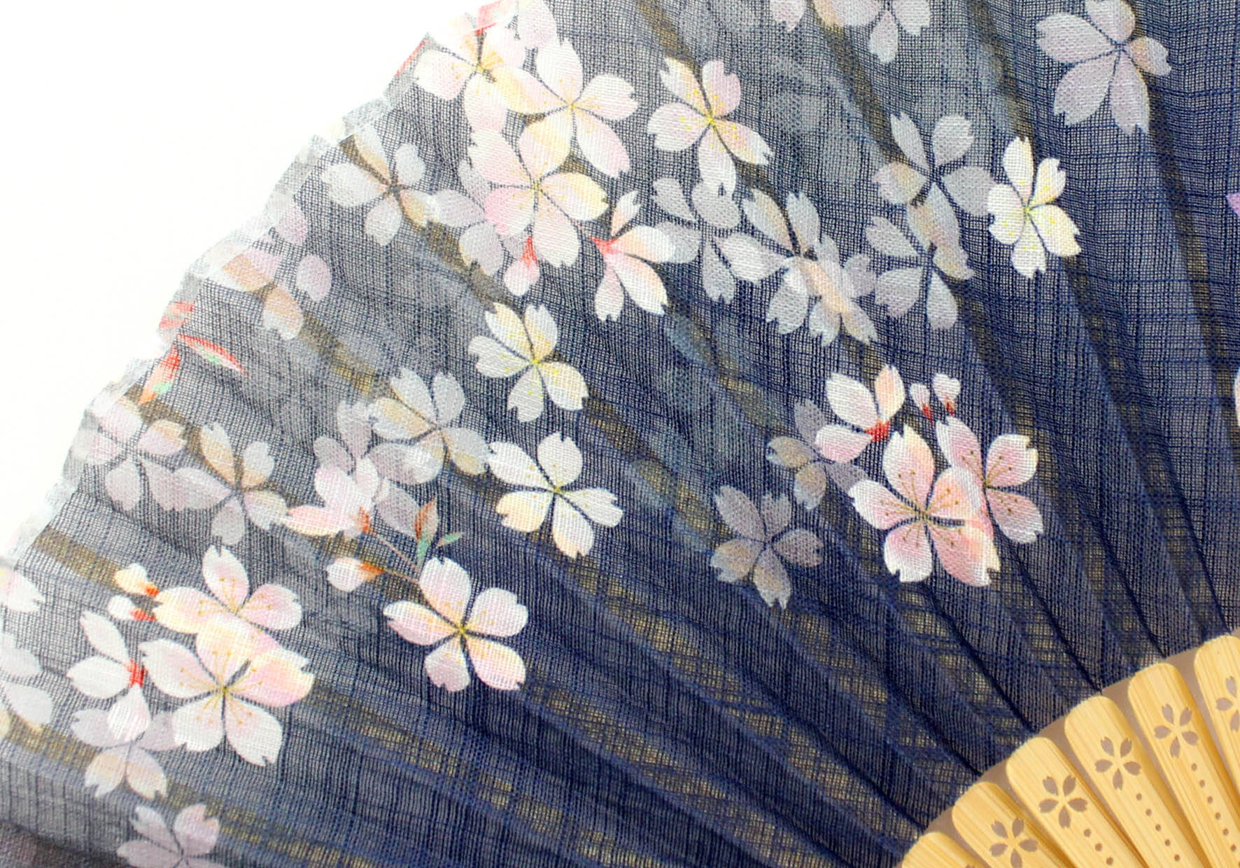 『薄桜鬼』x「舞扇堂」扇子&京くみひもブレスレットが販売決定！