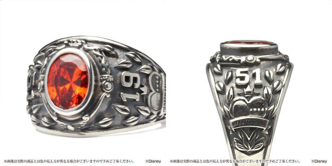 『ツイステ』カレッジリング＆ネックレスが登場！リングには各寮インスパイア元作品の映画公開年がデザイン