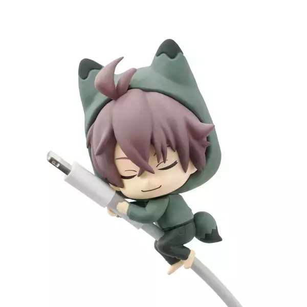 「『アイナナ』うさ耳・きつね耳パーカー&眠る姿が可愛い！断線予防できる「すやすや☆オン・ザ・ケーブル」が登場」の画像