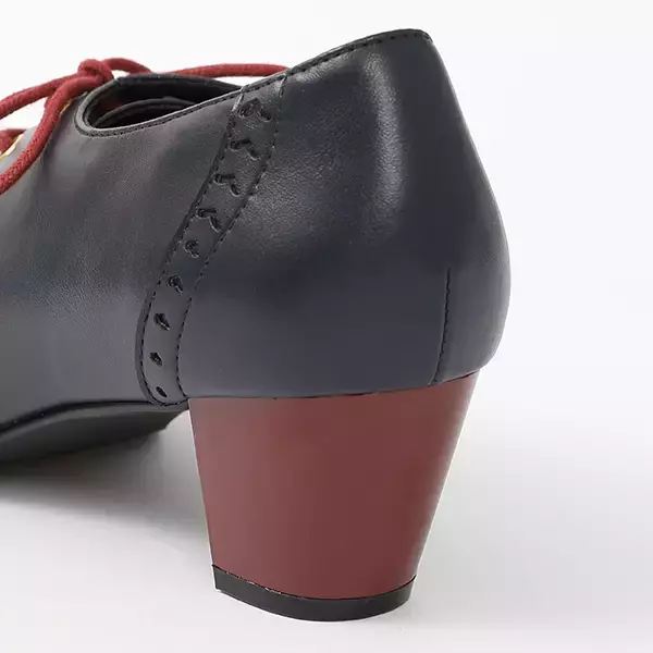 「『刀剣乱舞』刀剣男士の戦闘服がイメージされたシューズが登場！⻑義・鯰尾・骨喰・前田の全4種がラインナップ」の画像