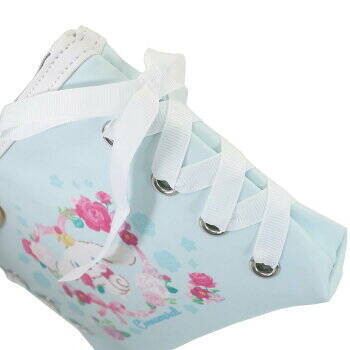 『サンリオ』シナモロール&クロミのコスメポーチが登場！レースアップやリボンが可愛い全6種