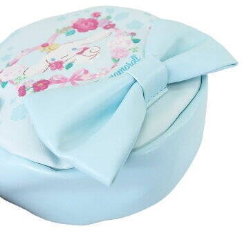 『サンリオ』シナモロール&クロミのコスメポーチが登場！レースアップやリボンが可愛い全6種