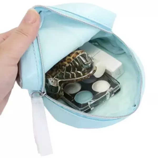 「『サンリオ』シナモロール&クロミのコスメポーチが登場！レースアップやリボンが可愛い全6種」の画像