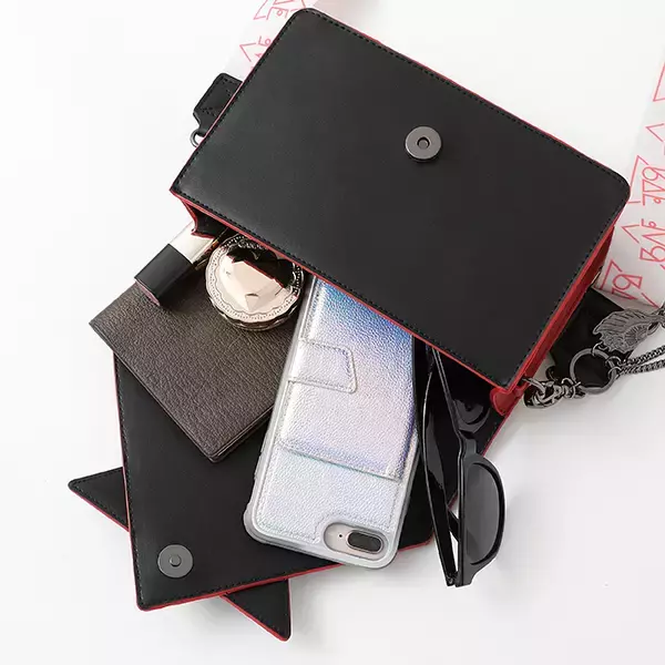 「『パラライ』4チームそれぞれのキャラをイメージした腕時計&バッグ全28種が登場！チームの繋がりやメンバーの魅力を表現」の画像