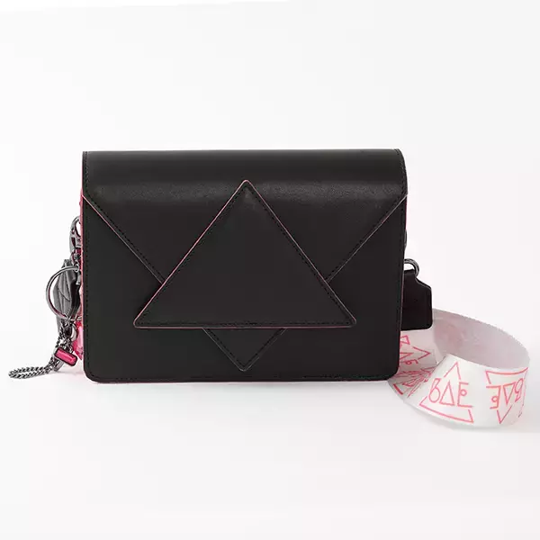 「『パラライ』4チームそれぞれのキャラをイメージした腕時計&バッグ全28種が登場！チームの繋がりやメンバーの魅力を表現」の画像