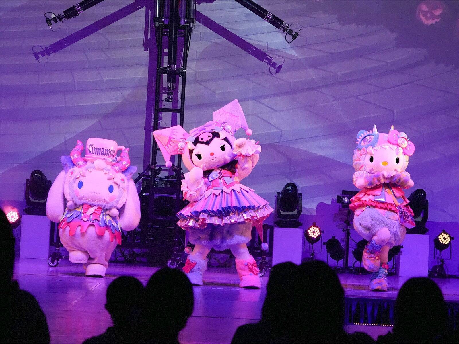 「PUROMONSTERSCRAMBLE」LABUBUがサンリオキャラと初共演！360度没入型ライブショー