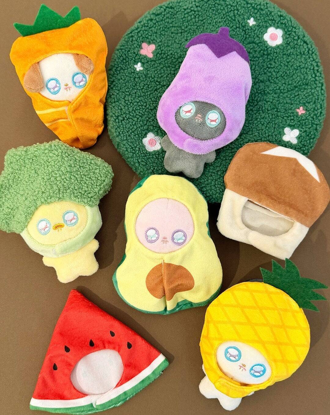 「とれたて新鮮！推し野菜」サンキューマートで6月12日予約開始！ぬいの着ぐるみやぬいポーチ全12種が390円
