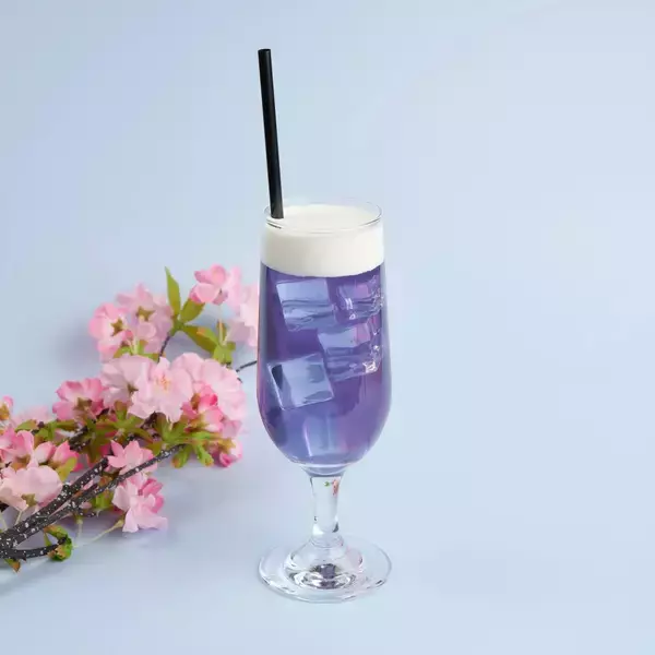 「『薬屋のひとりごと』× and GALLERYコラボカフェが4月4日より全国4都市で開催決定！猫猫と壬氏が花に囲まれた美しいビジュアル公開」の画像