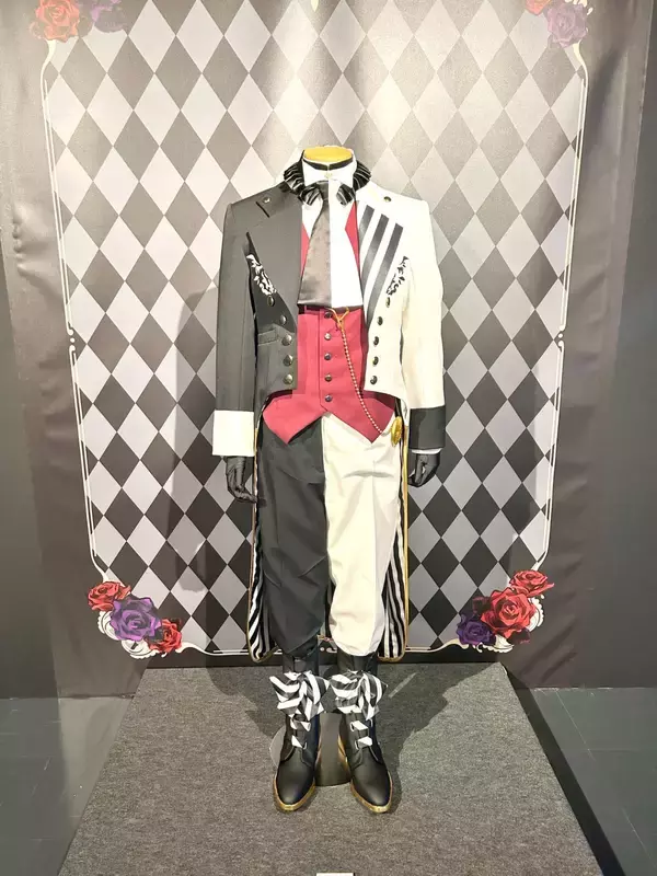 「「あくねこ展」に行ってきた感想！執事の特大アクリルスタンド・家具・衣装が良すぎた」の画像