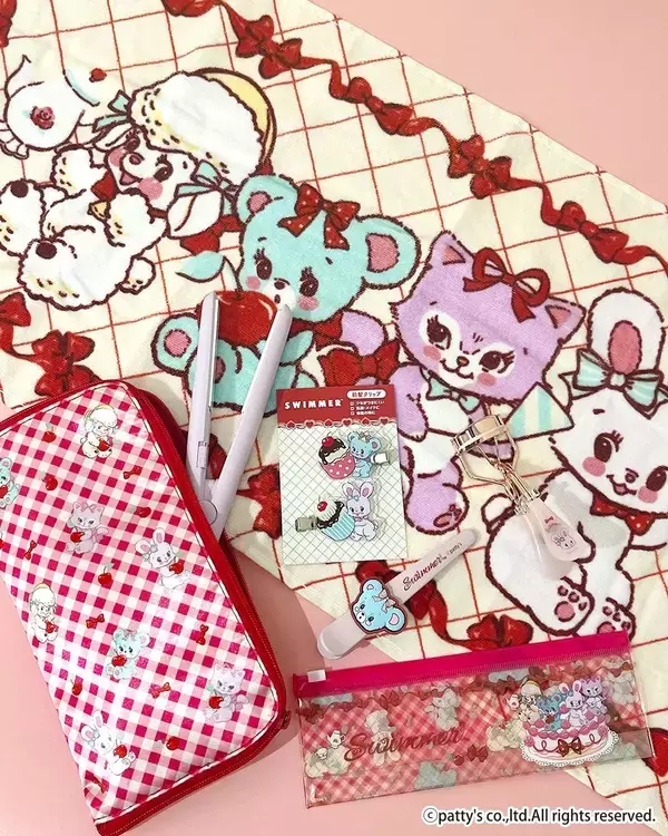 「ファンシーブランド「SWIMMER」新作がサンキューマートに登場！全20アイテムがオール390円」の画像