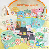 「「サンキューマート」推し色で選べる“ゴジハムくん”グッズが登場！ステーショナリーやアパレルなど全30アイテム」の画像1