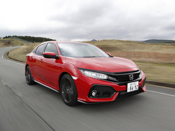 新型シビックは国産cセグメントのff車で最も進化している と言っても過言ではない 18年1月15日 エキサイトニュース