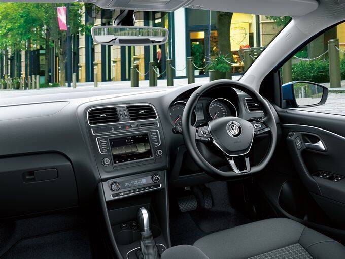 軽を買うこと にもしも抵抗があるなら 現行ポロの低走行中古車でどうか 18年3月23日 エキサイトニュース 3 3