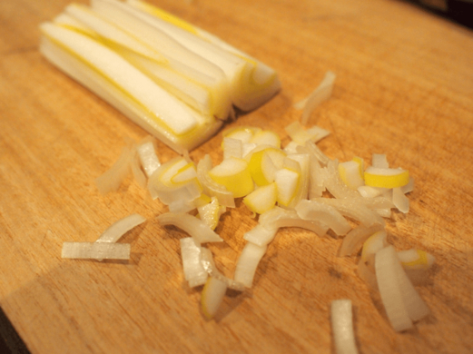 作り置きレンジレシピ 豚バラと葱の鶏ガラぽん酢 が話題に とろ甘なネギに豚バラの旨味がしみしみで最高 年2月27日 エキサイトニュース