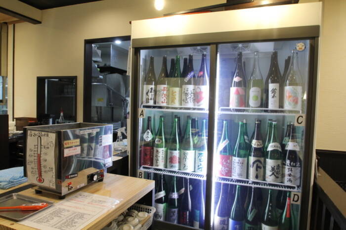 日本酒セルフ飲み放題 コスパも最高な 50種の日本酒と鮮魚 Ohashi Gems新横浜 に行ってきた 19年4月16日 エキサイトニュース