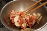 「【レシピ】シンプルに焼いてシンプルに旨い！「豚のにんにく焼き」」の画像4