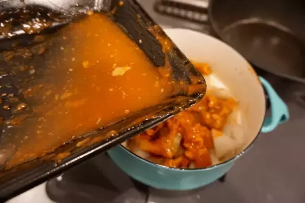 「【レシピ】下処理の必要一切なし！速攻作れる「時短モツ煮込み」」の画像