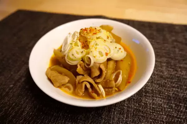 「【レシピ】下処理の必要一切なし！速攻作れる「時短モツ煮込み」」の画像