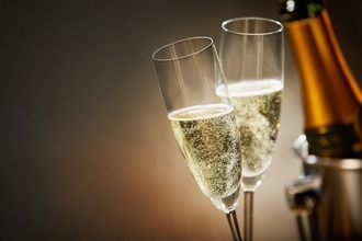 人気の高級シャンパン「エンジェルシャンパン」の味＆歴史を徹底解説