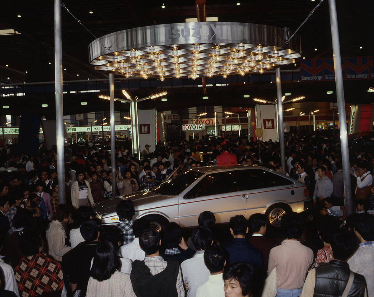 「いすゞX」の名前でステージに上がった アッソ・ディ・フィオーリ｜東京モーターショーに出展された、コンセプトカー&ショーモデル｜第23回 東京モーターショー 1979　Vol.1