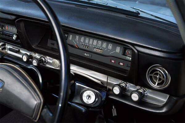 メーターは2周半以上しています そして8万kmを超えた積算距離表示 1968年式 日産スカイライン 1500 Vol 2 ハコスカ ケンメリへの憧憬 21年2月21日 エキサイトニュース