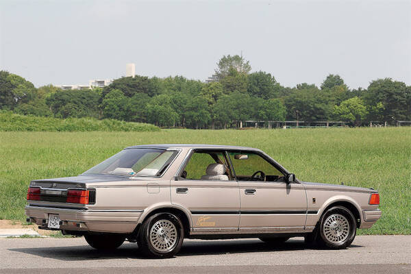 世界初の雨滴感知式オートワイパーや 録音機能付きカセットデッキも装備 1984年式 日産 グロリア 4ドアハードトップ Vターボ ジャック ニクラス バージョン Vol 2 21年8月1日 エキサイトニュース 世界初の雨滴感知式オートワイパーや 録音機能付きカセットデッキも装備 1984年式 日産 グロリア 4ドアハードトップ Vターボ ジャック ニクラス バージョン Vol 2 21年8月1日 エキサイトニュース