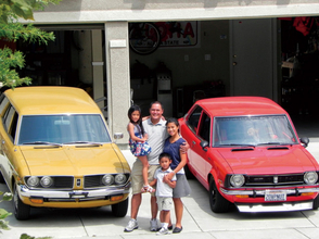 カローラ史上最強！　の20バルブを搭載しちゃった74年式カローラ、ダルマセリカも｜クラシックトヨタに心を寄せるカリフォルニア・カーライフ　Vol.2