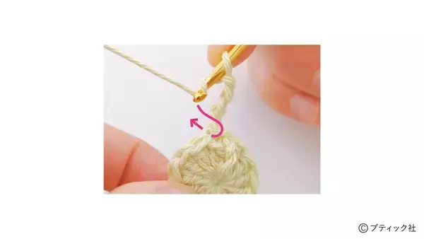 「かぎ針編みの「シュシュ」の作り方」の画像