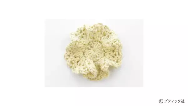 「かぎ針編みの「シュシュ」の作り方」の画像