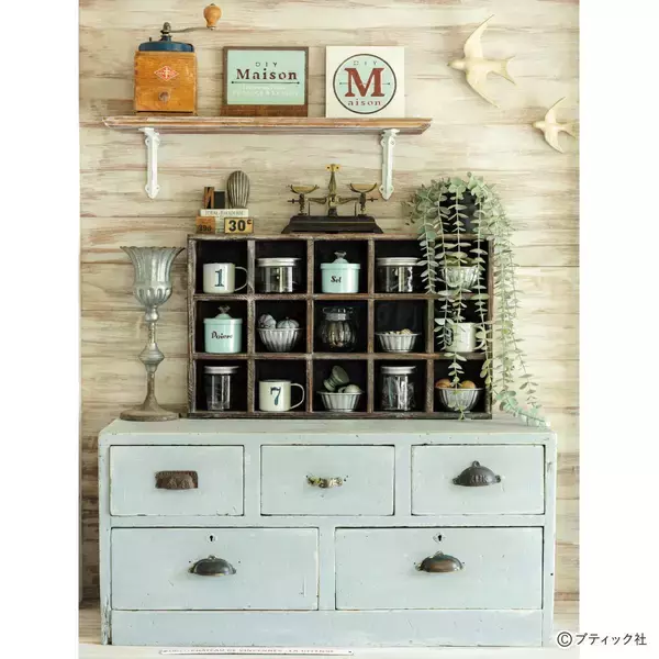 「家具のリメイク！古い家具を自分好みにリメイクしよう」の画像