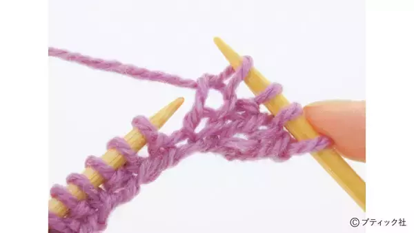 「「1目ゴム編みのハンドウォーマー」の編み方」の画像