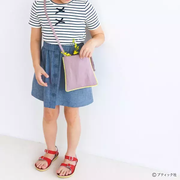 「「パイピングを効かせたシンプルなポシェット」の作り方」の画像