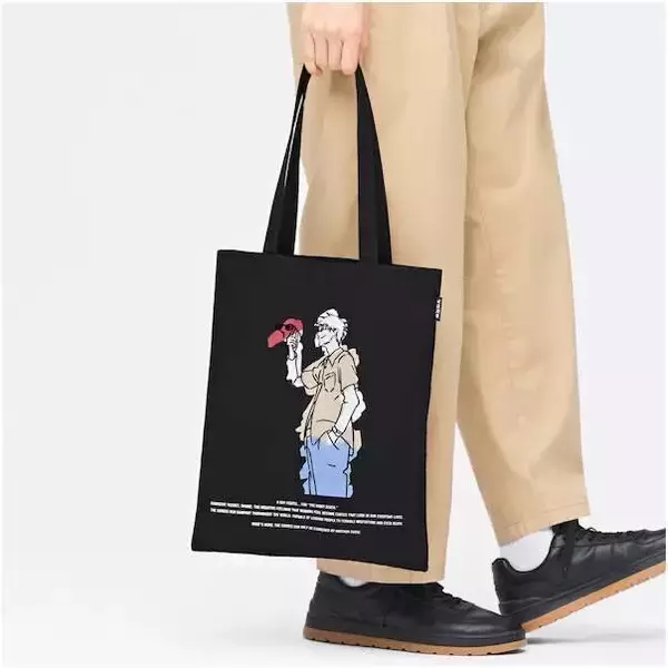 「『呪術廻戦』とGUのコラボアイテムが発売！エンディングイラストをデザインしたTシャツが990円でラインナップ」の画像