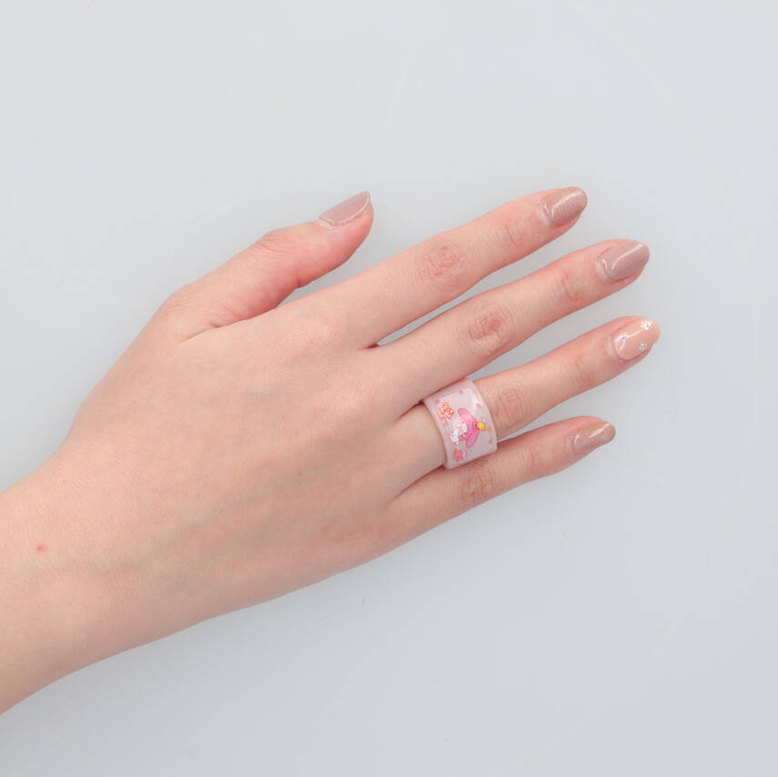 カプセルトイ「サンリオキャラクターズ ばんそうこうリング」が4月下旬より発売決定。マイメロディ、ハンギョドン、タキシードサム、ポチャッコ、リトルツインスターズの5種類