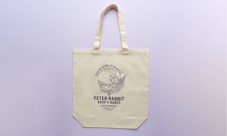 京都に『ピーターラビット』新ショップがオープン！店舗限定のグッズも多数登場！手作り焼き菓子やドリンクのイートインコーナーも