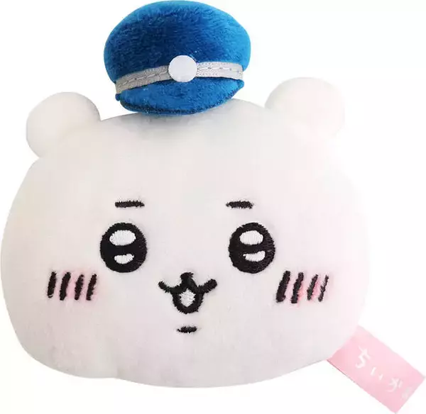 「郵便局と『ちいかわ』のコラボグッズが11月1日より発売！郵便屋さんの帽子を被ったぬいぐるみメジャーや、描き下ろし年賀はがきなどがラインナップ」の画像