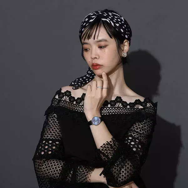 「『来世は他人がいい』深山霧島と鳥葦翔真の腕時計＆バッグが発売。購入ごとに描き下ろしアクスタをプレゼント」の画像