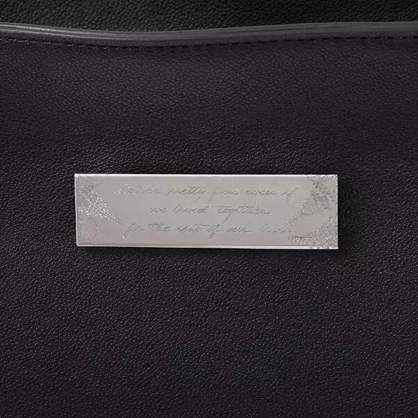 「『来世は他人がいい』深山霧島と鳥葦翔真の腕時計＆バッグが発売。購入ごとに描き下ろしアクスタをプレゼント」の画像