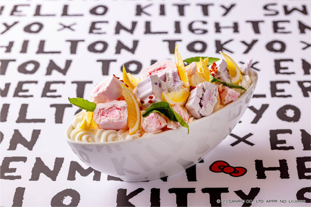 「ハローキティ」のコラボスイーツビュッフェがヒルトン東京にて開催決定！ギャラリー風空間で夏らしいスイーツが楽しめる