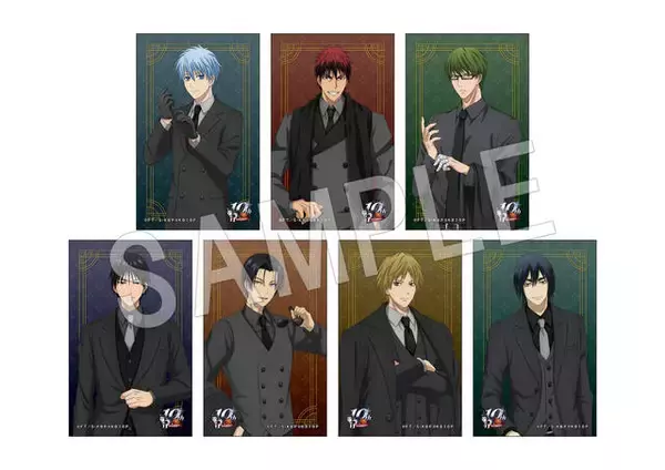 「『黒子のバスケ』黒スーツの描き下ろしグッズが「ジャンプフェスタ2023」に登場！ミニキャライラストのグッズも！アクスタや缶バッジなど」の画像