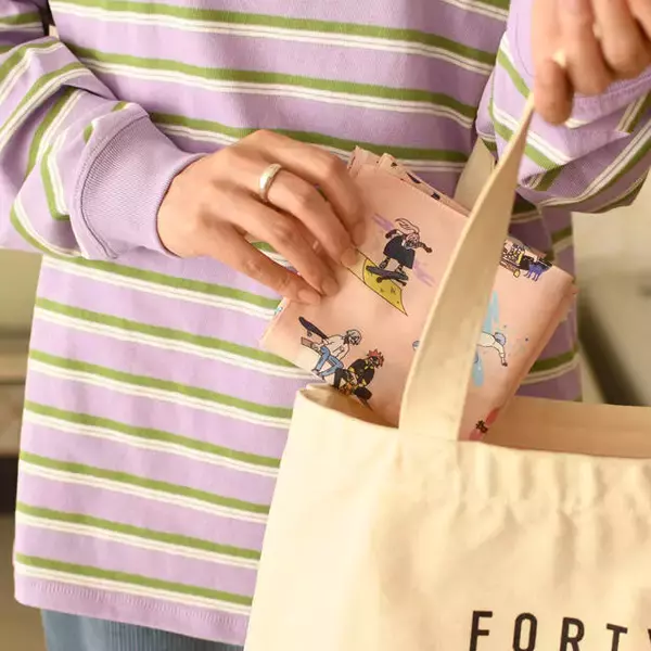 「『SK∞ エスケーエイト』のブランケット、トートバッグなどおしゃれで可愛いグッズ4種が発売決定」の画像