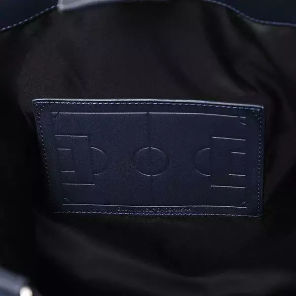 「『ブルーロック』千切豹馬や凪誠士郎モデルのバッグ、腕時計が発売。全8種がラインナップ」の画像