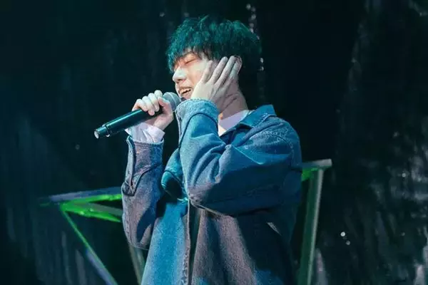 「梶原岳人、2日間連続でワンマン＆アコースティックライブを開催！オフィシャルレポート到着」の画像