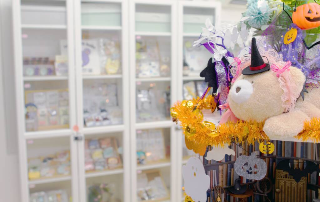 ぬい活の捗る天国が東池袋にあった…？  ハンドメイドのぬい服専門店『nuinui洋服店』を紹介してみる